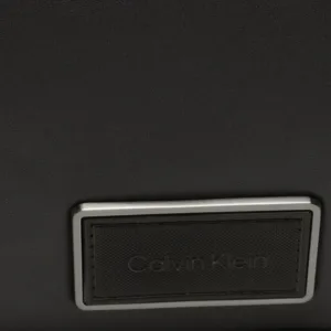 Torba Calvin Klein - Ck Elevated Messenger Tote K50K510520 BAX